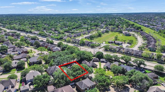 2109 Bay Hill Drive, League City, TX 77573