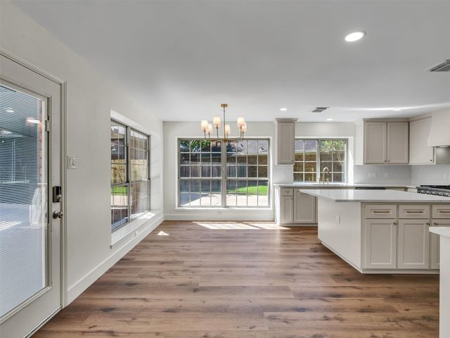 2109 Bay Hill Drive, League City, TX 77573