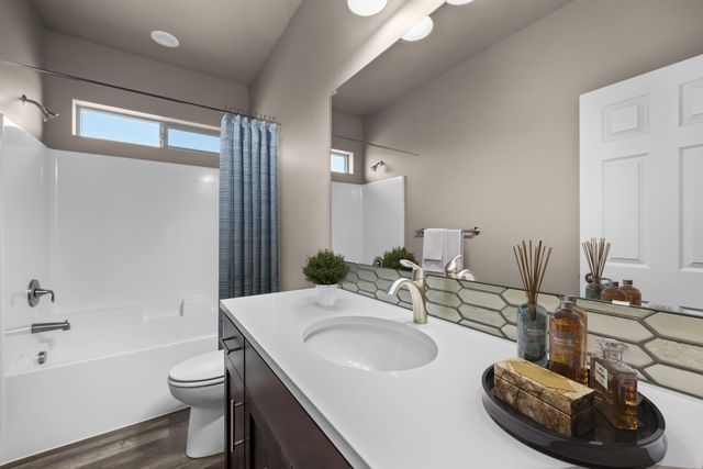 20591 SE Nina Avenue 357, Bend, OR 97702