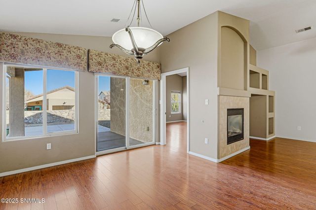 2516 Gila Bend Loop, Las Cruces, NM 88011