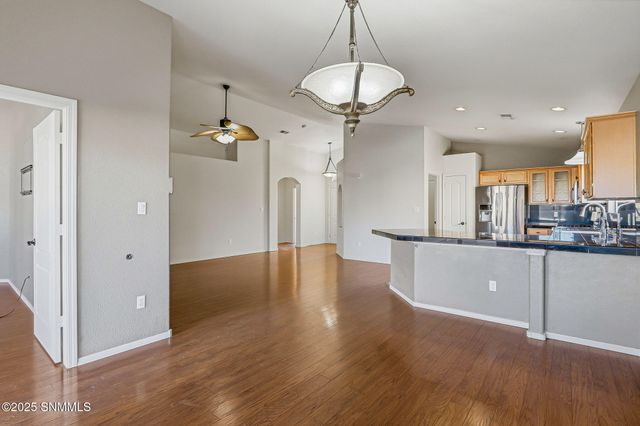 2516 Gila Bend Loop, Las Cruces, NM 88011