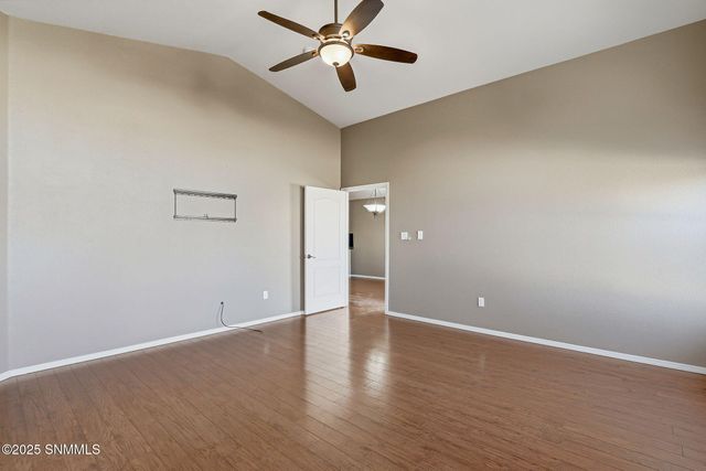 2516 Gila Bend Loop, Las Cruces, NM 88011