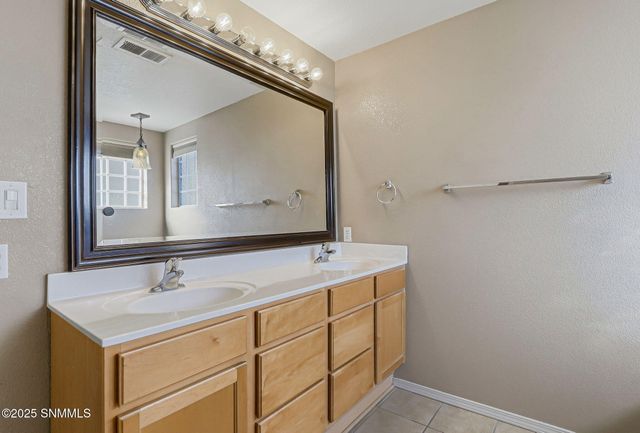 2516 Gila Bend Loop, Las Cruces, NM 88011