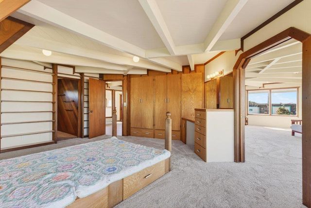 1 Gray Way, Watsonville, CA 95076