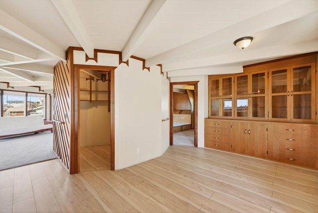 1 Gray Way, Watsonville, CA 95076