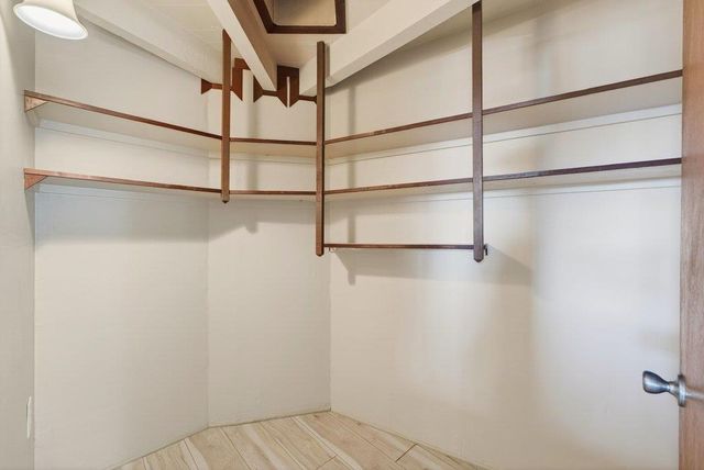 1 Gray Way, Watsonville, CA 95076