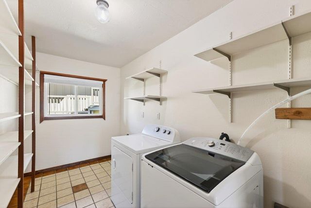 1 Gray Way, Watsonville, CA 95076