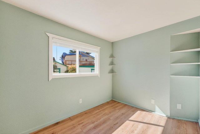 1 Gray Way, Watsonville, CA 95076