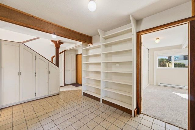 1 Gray Way, Watsonville, CA 95076