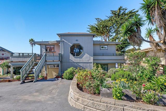 1 Gray Way, Watsonville, CA 95076