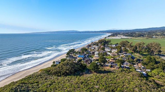 1 Gray Way, Watsonville, CA 95076