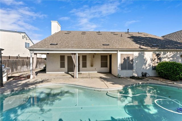 22 N Bliss, Clovis, CA 93611