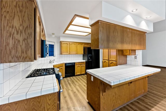 22 N Bliss, Clovis, CA 93611