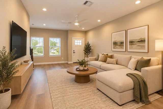 3248 Creekmont Drive, Houston, TX 77091
