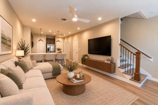 3248 Creekmont Drive, Houston, TX 77091