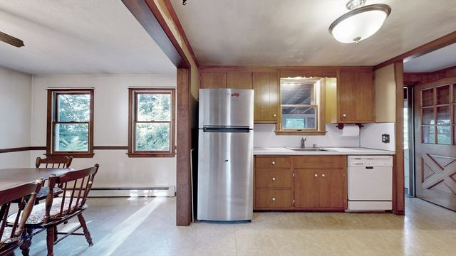 37 Eames St, North Reading, MA 01864