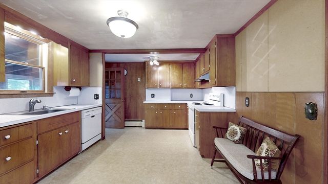 37 Eames St, North Reading, MA 01864
