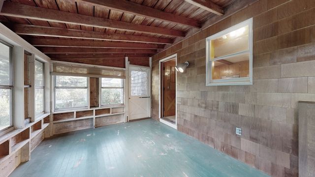 37 Eames St, North Reading, MA 01864