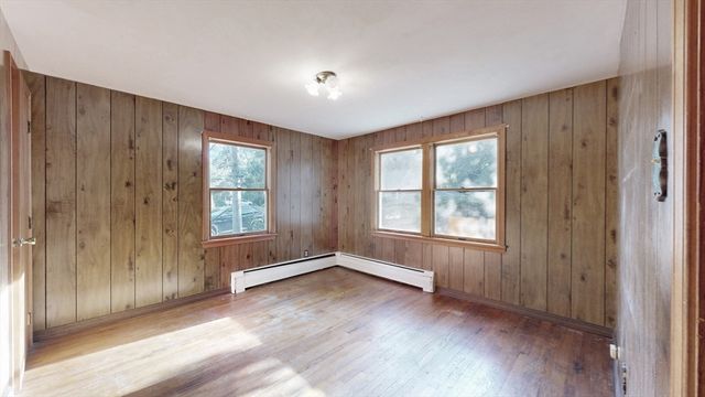 37 Eames St, North Reading, MA 01864