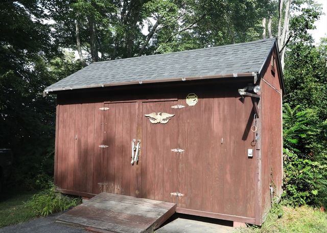 37 Eames St, North Reading, MA 01864
