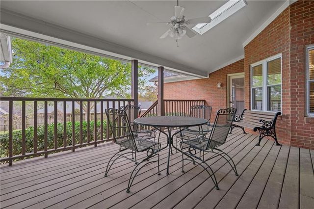 1672 Pine Station Road E, Mobile, AL 36695