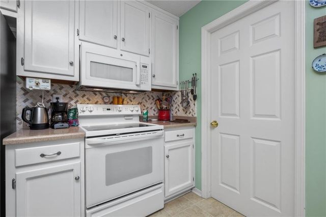 1672 Pine Station Road E, Mobile, AL 36695