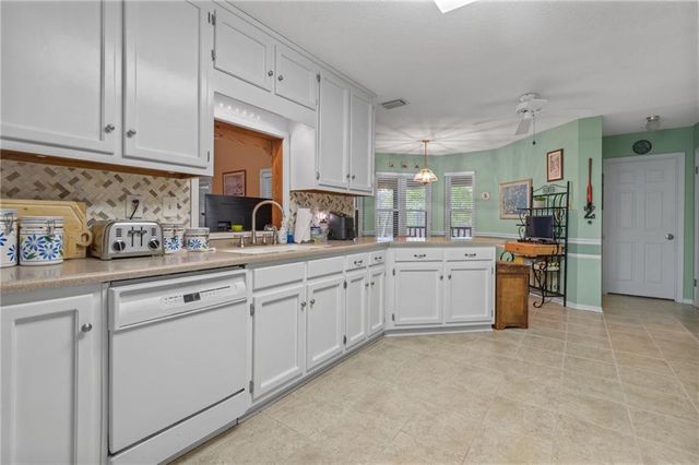 1672 Pine Station Road E, Mobile, AL 36695