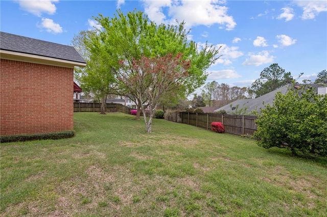 1672 Pine Station Road E, Mobile, AL 36695