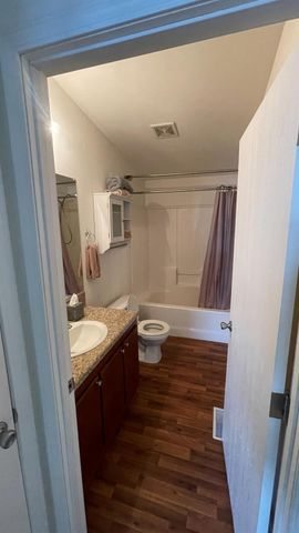 13945 S Academy Avenue, Kingsburg, CA 93631