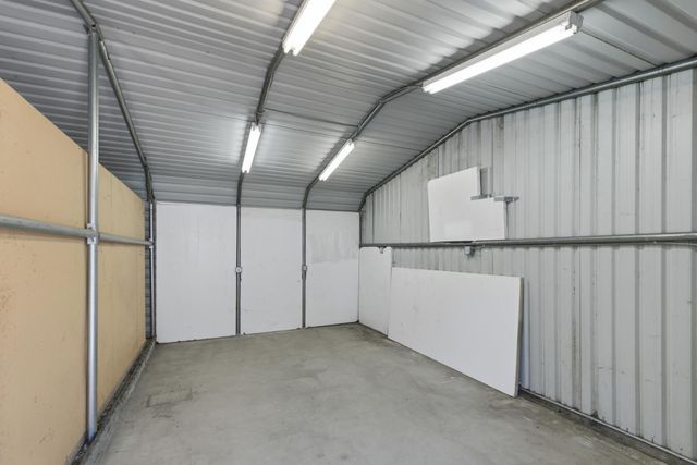 13945 S Academy Avenue, Kingsburg, CA 93631