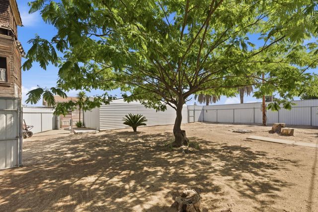13945 S Academy Avenue, Kingsburg, CA 93631