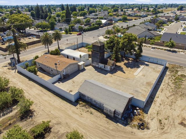 13945 S Academy Avenue, Kingsburg, CA 93631
