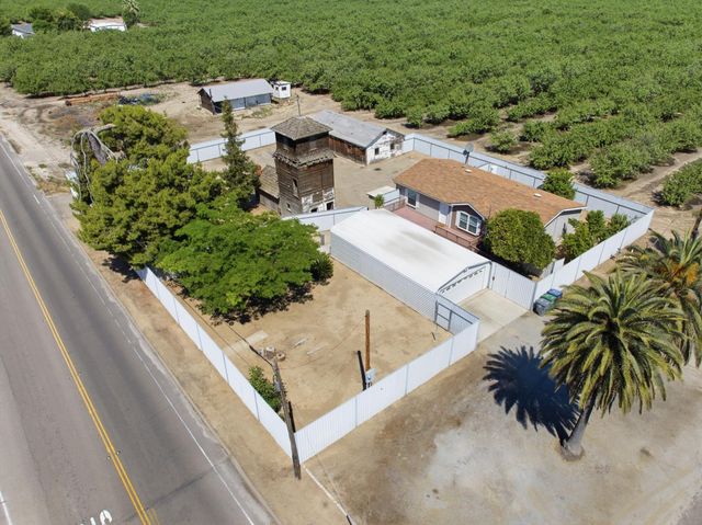 13945 S Academy Avenue, Kingsburg, CA 93631