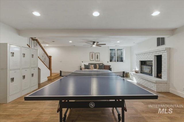 264 W Rush Ct, Eagle, ID 83616