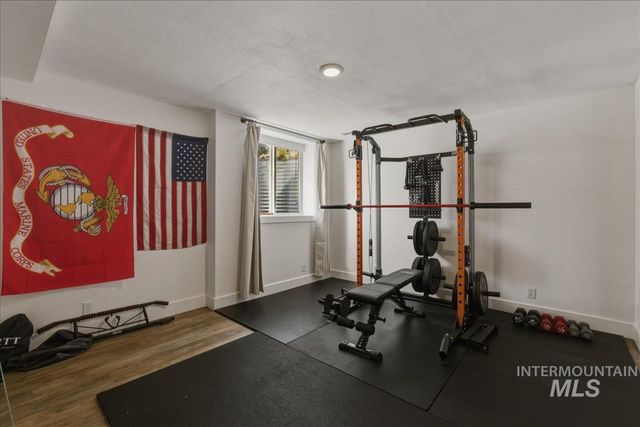 264 W Rush Ct, Eagle, ID 83616