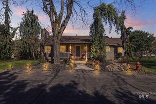 264 W Rush Ct, Eagle, ID 83616