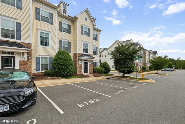 8186 FALLS GROVE DR, Manassas, VA 20111