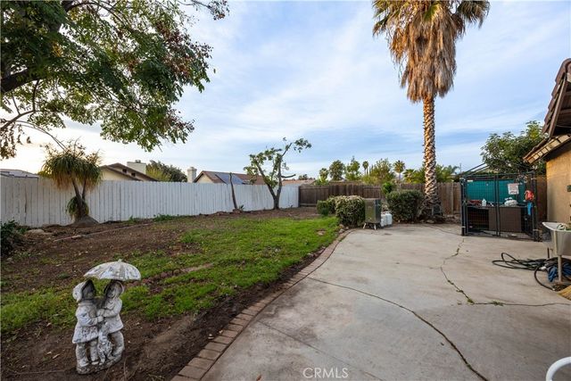 1543 Hanford, Redlands, CA 92374