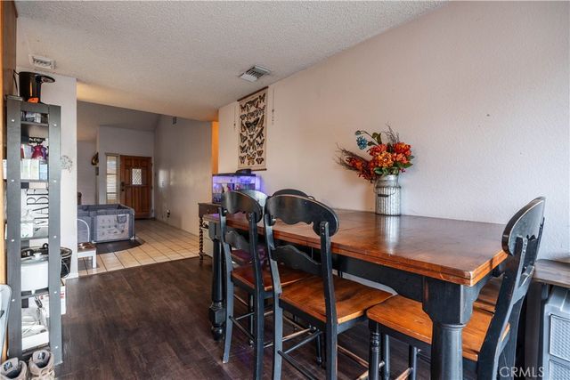 1543 Hanford, Redlands, CA 92374