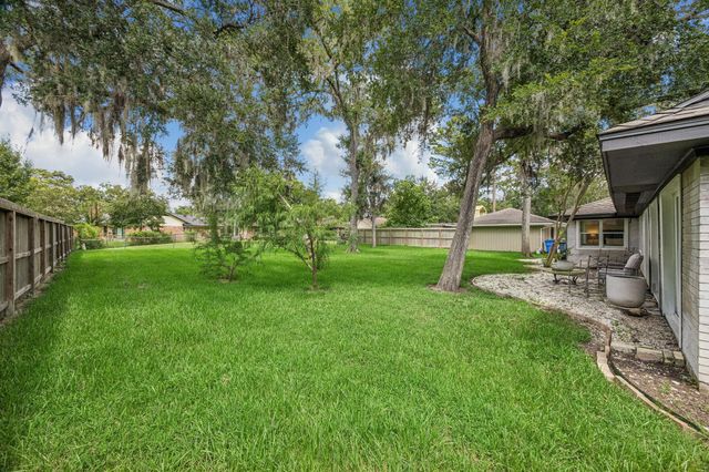 15419 Wandering Trail, Friendswood, TX 77546