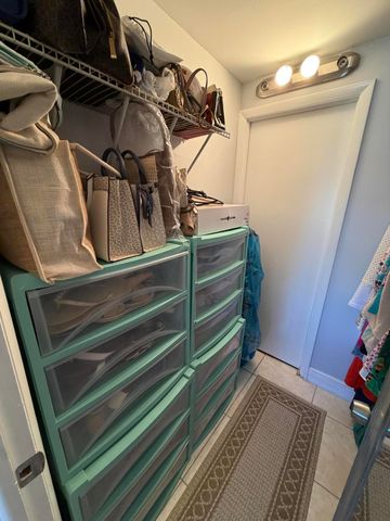 4174 Inverrary Drive 309, Lauderhill, FL 33319