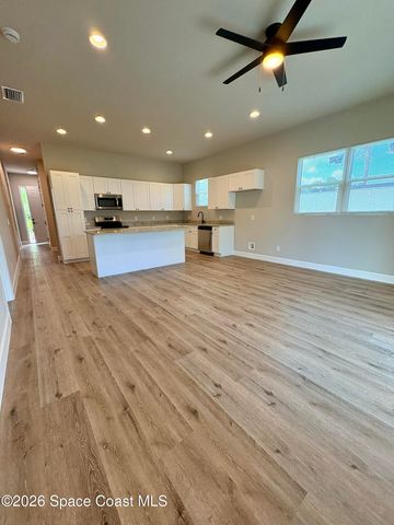 3267 Slama Avenue SE, Palm Bay, FL 32909