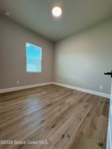 3267 Slama Avenue SE, Palm Bay, FL 32909