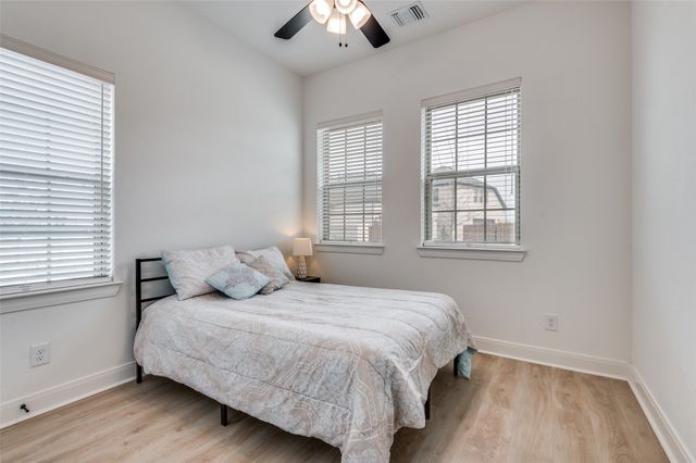 4800 Prairie Crest Lane, Arlington, TX 76005