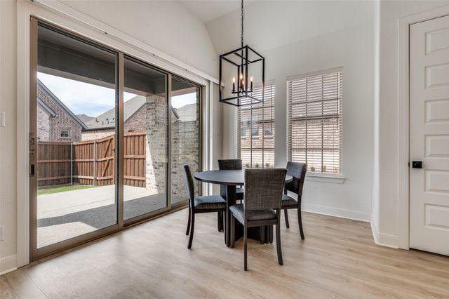 4800 Prairie Crest Lane, Arlington, TX 76005