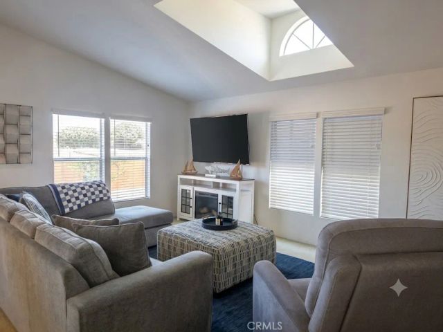 19251 Brookhurst 68, Huntington Beach, CA 92646