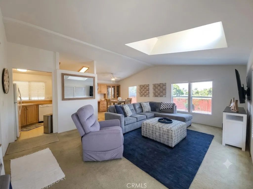 19251 Brookhurst 68, Huntington Beach, CA 92646