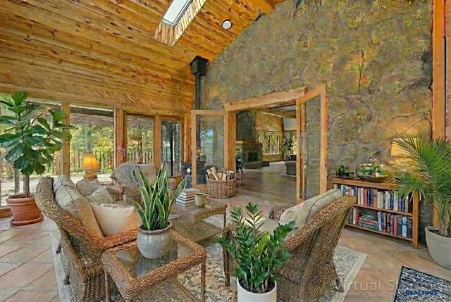 25389 MCCURRAN RANCH RD, Custer, SD 57730