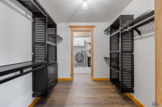 25389 MCCURRAN RANCH RD, Custer, SD 57730