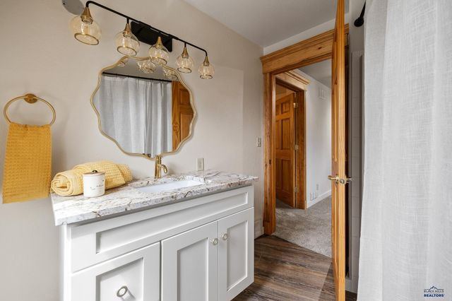 25389 MCCURRAN RANCH RD, Custer, SD 57730